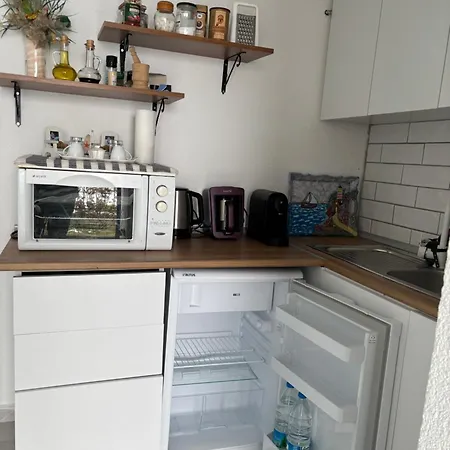 Selinshouse Apartment *